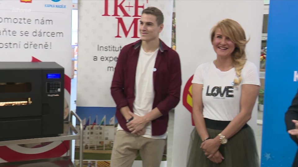 21. 5. 2018 TOP STAR: MODERÁTOR A HEREC DAVID GRÁNSKÝ MÁ PANICKOU HRŮZU Z ODEBÍRÁNÍ KRVE. PŘESTO SE ALE ROZHODL ZAPSAT DO REGISTRU DÁRCŮ KOSTNÍ DŘENĚ